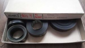 Filmkarton mit 35mm-Material HEIMAT 3